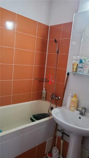 Titan Apartament 2 camere Scoala Federico Garcia Lorca, Centrala Termica Proprie